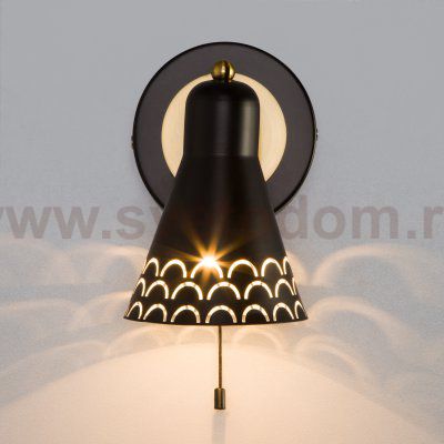 Настенный светильник Eurosvet 70100/1 Trina черный