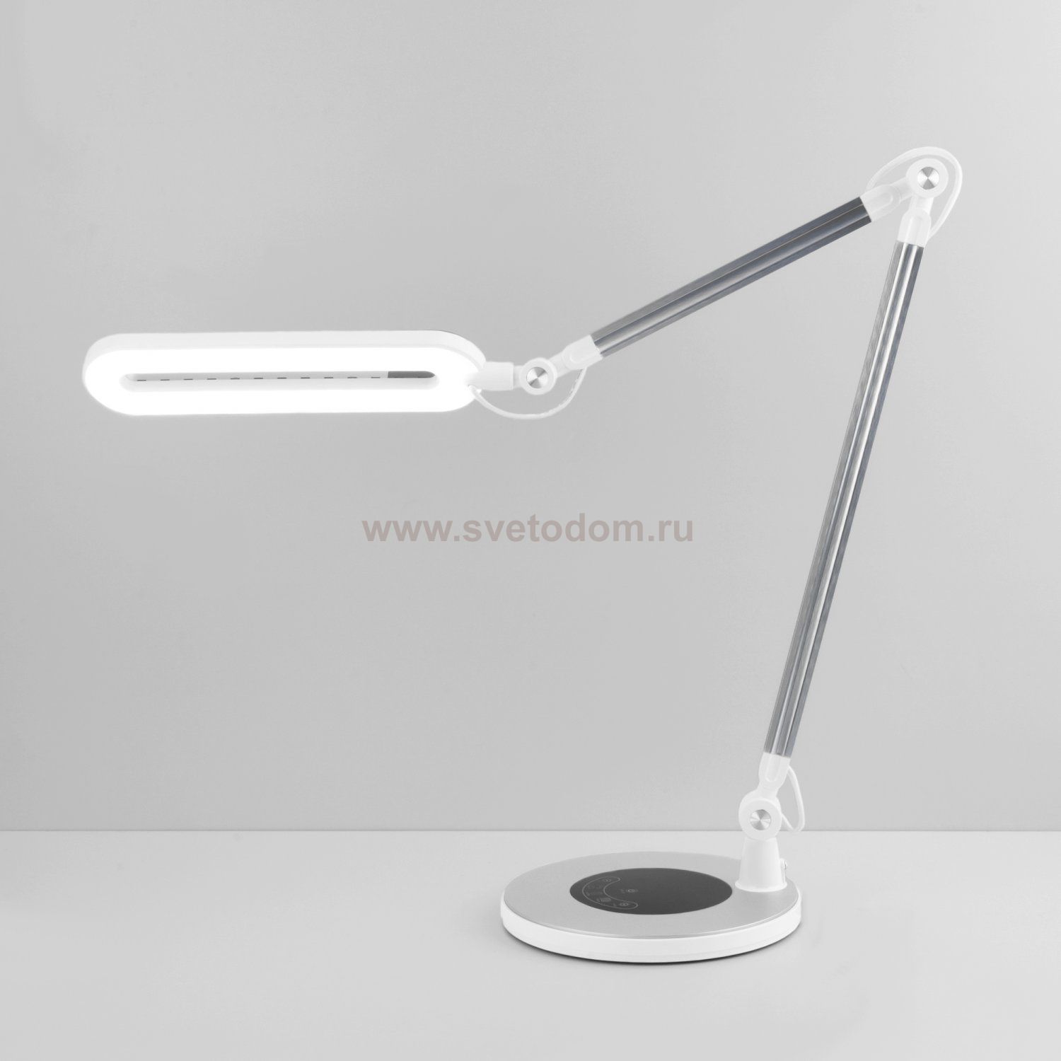 Настольный светодиодный светильник 80420/1 серебристый