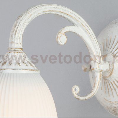 Настенный светильник Eurosvet 60107/1 Campina белый с золотом