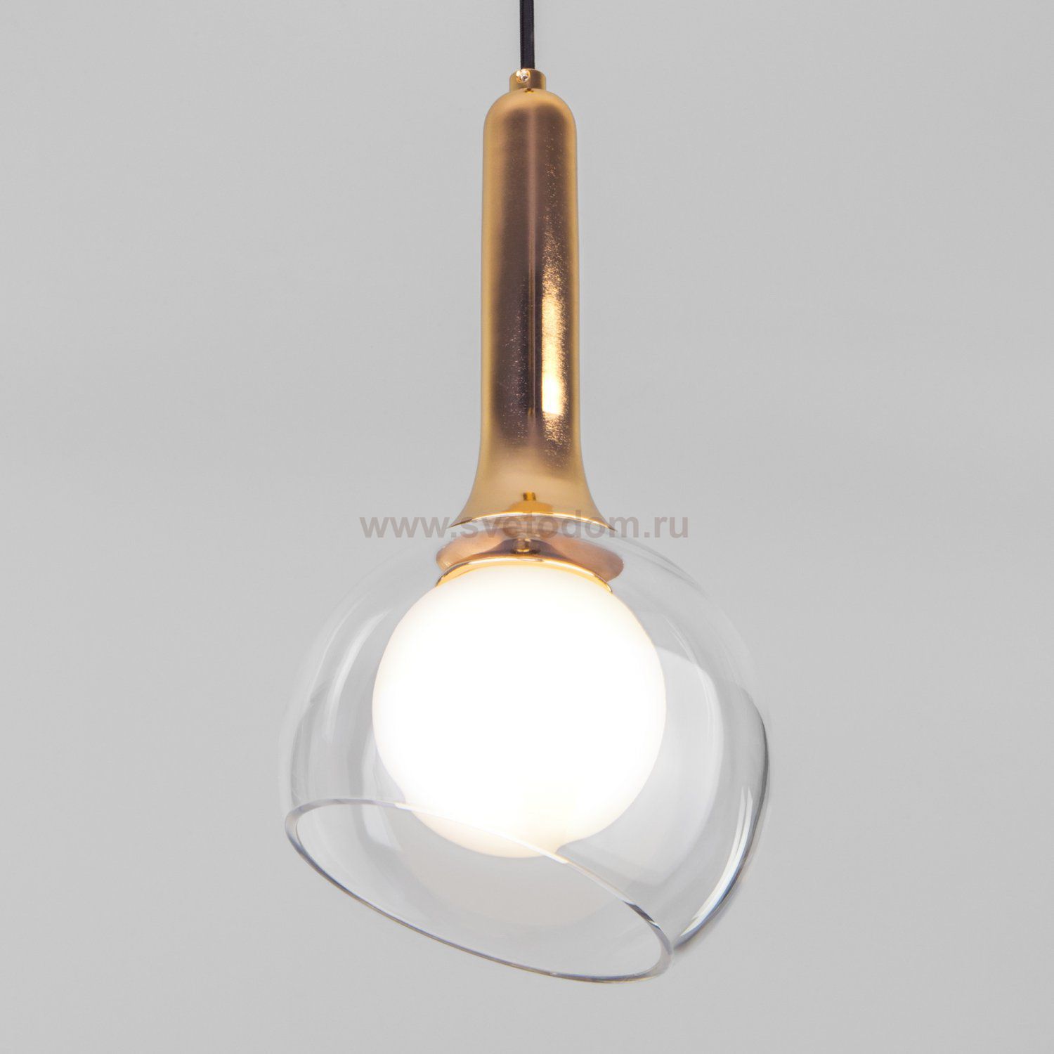 Подвесной акцентный светильник Eurosvet 50188/1 золото