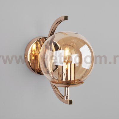 Настенный светильник со стеклянным плафоном Eurosvet 50072/1B золото Story