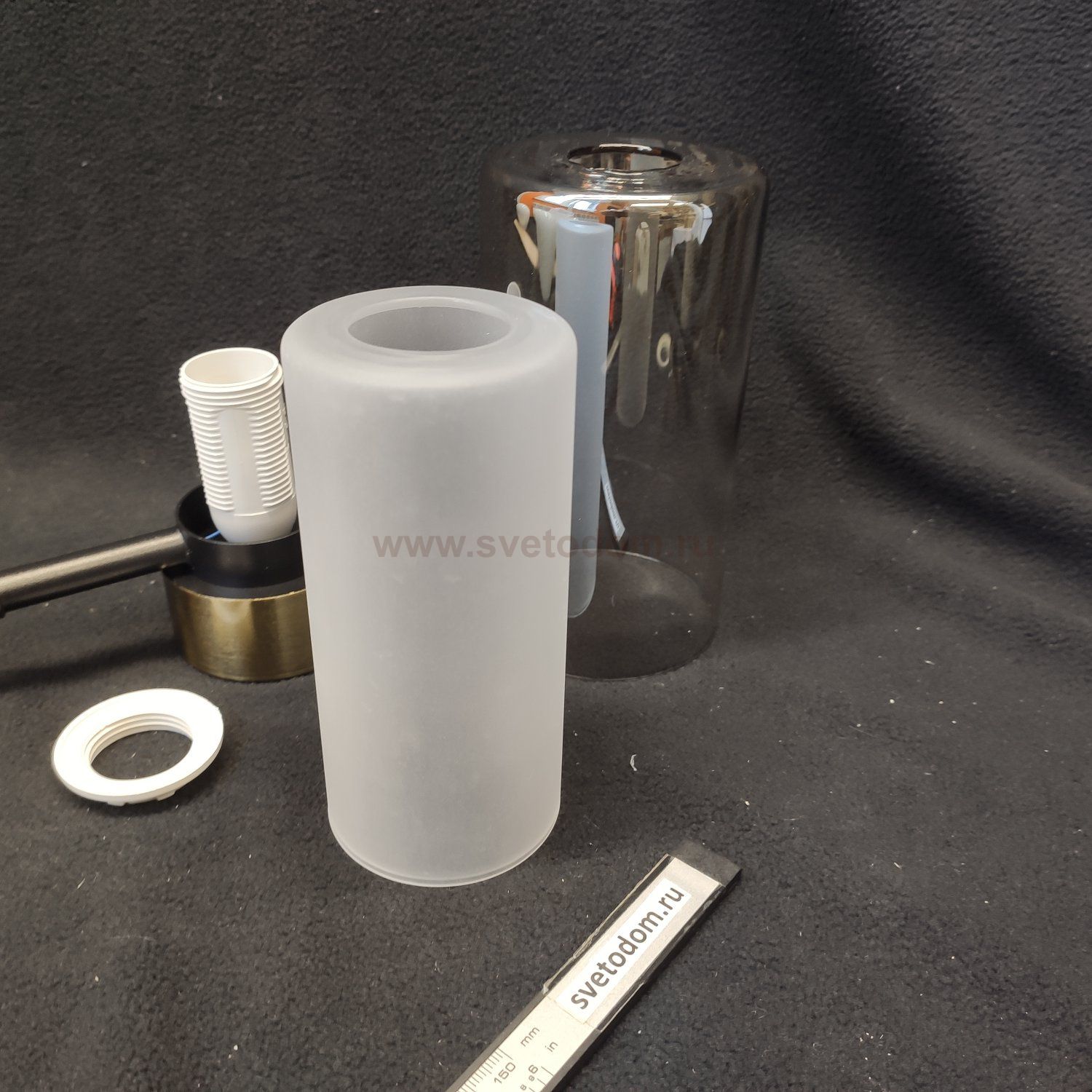 Светильник бра Eurosvet 70115/1 черный Amado