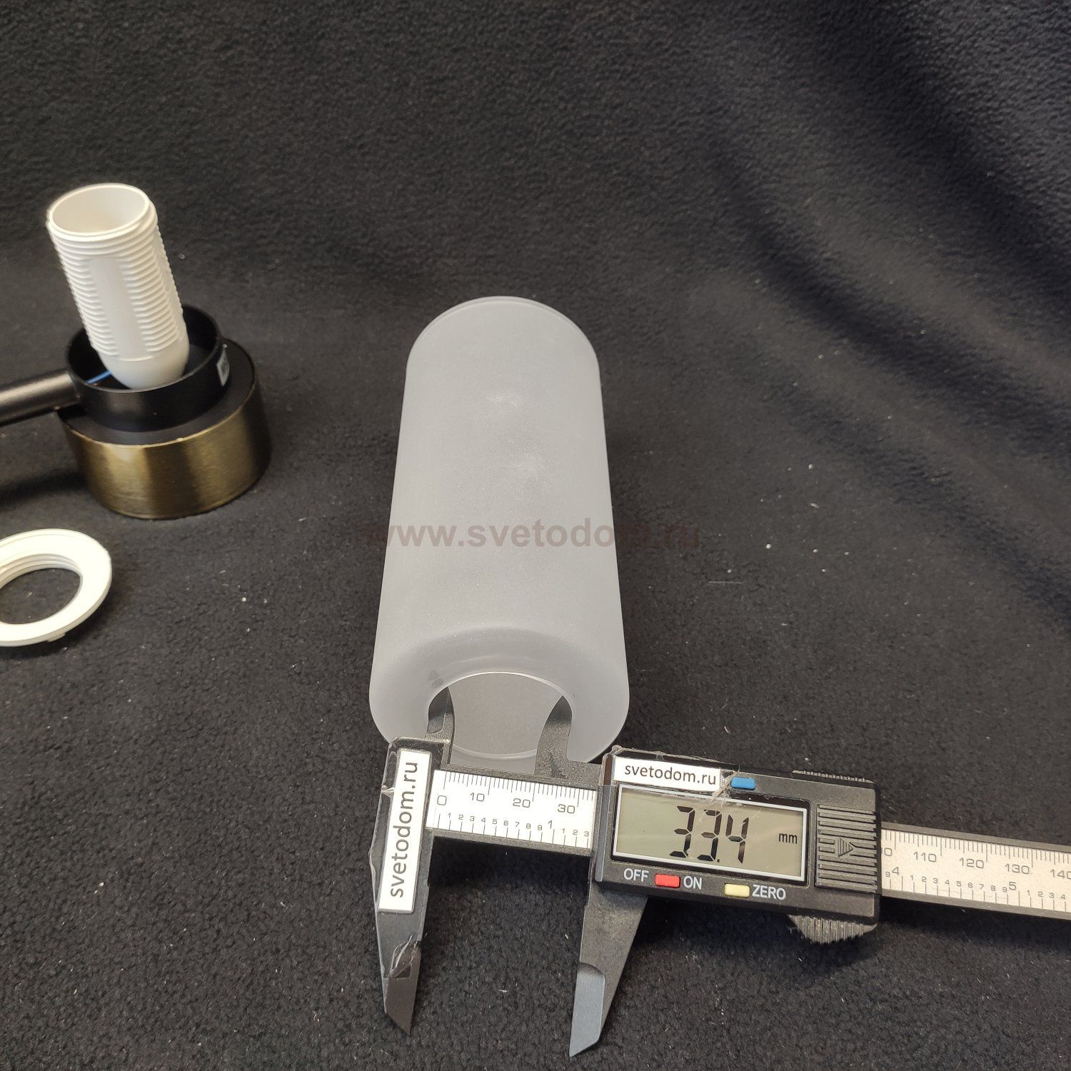 Светильник бра Eurosvet 70115/1 черный Amado