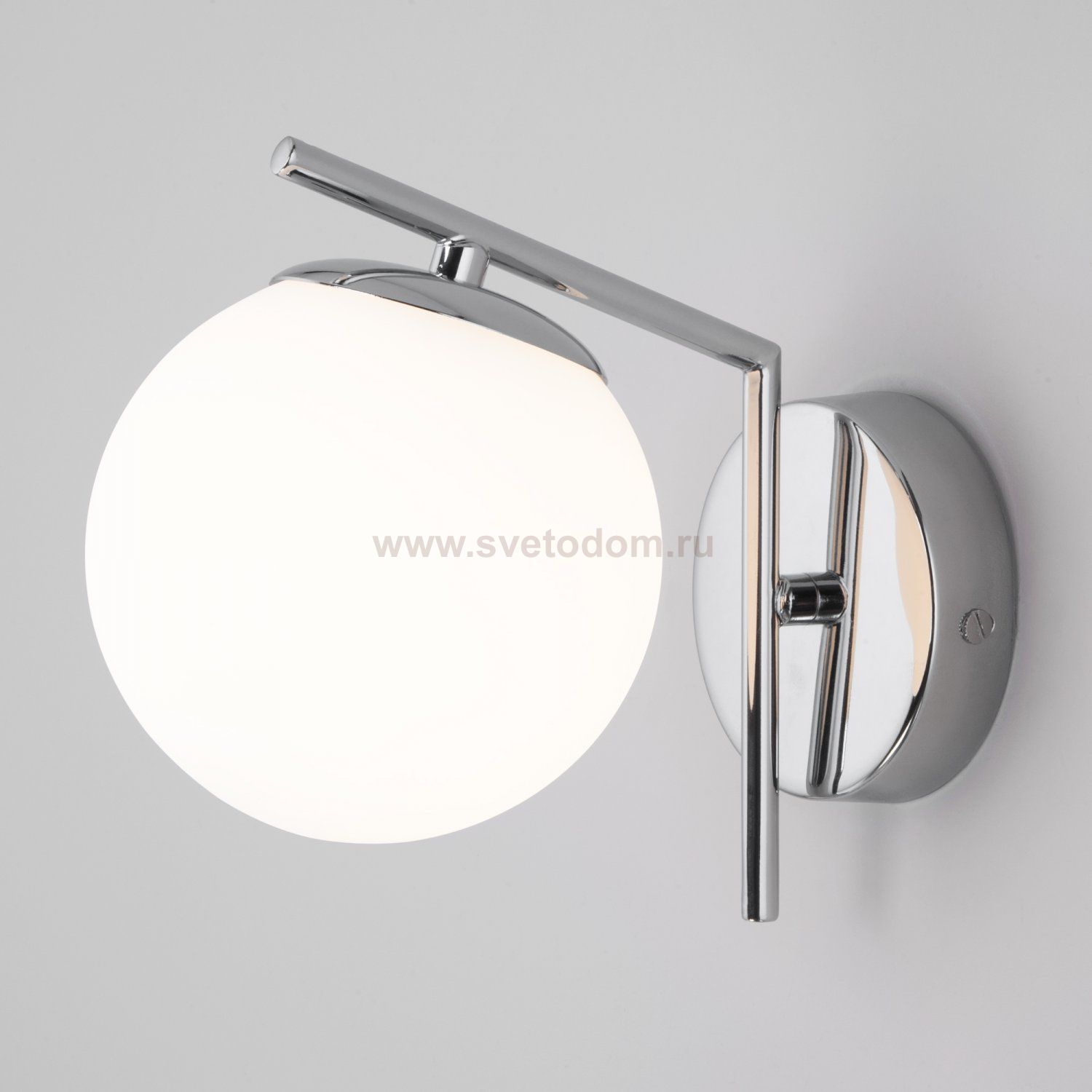 Бра со стеклянным плафоном Eurosvet 70152/1 хром Frost