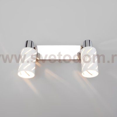 Настенный светильник с поворотными плафонами Eurosvet 20090/2 белый/хром Fente