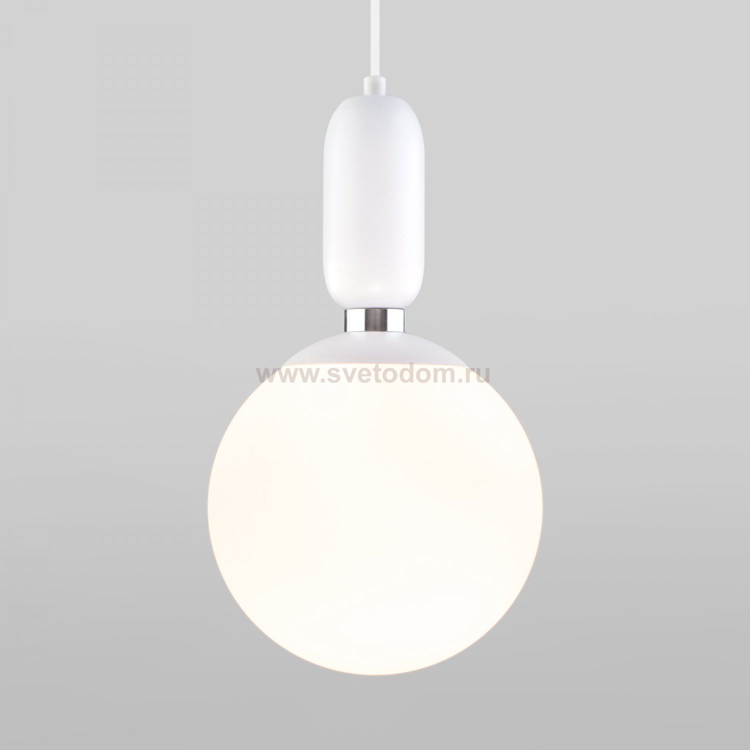 Подвесной светильник со стеклянным плафоном Eurosvet 50197/1 белый Bubble