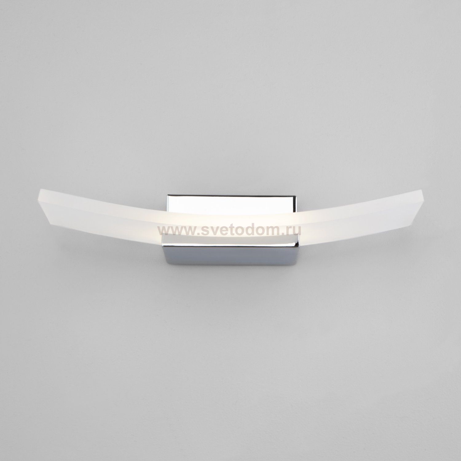 Настенный светодиодный светильник Хром 40152/1 LED хром Eurosvet