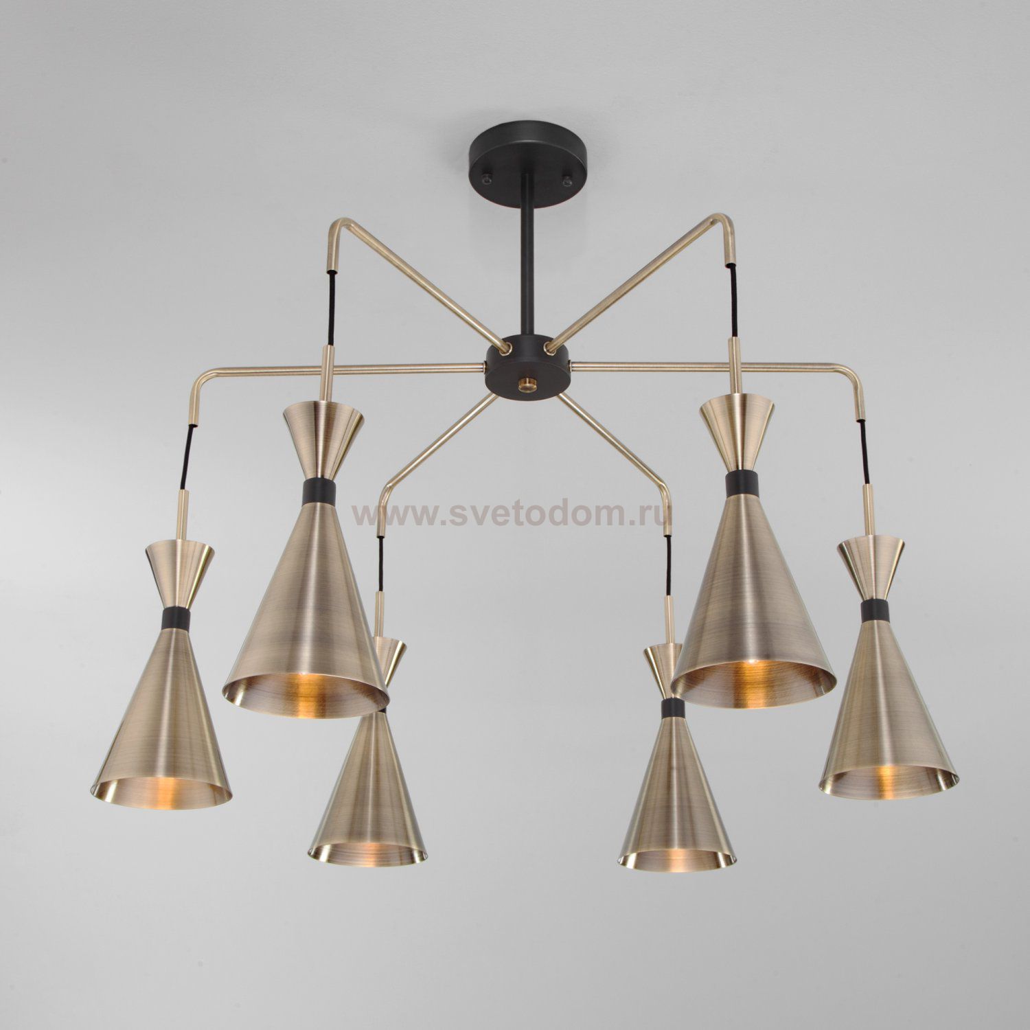 Люстра с металлическими плафонами Bogates 316/6 Glustin