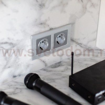 Рамка на 2 поста (алюминий) W0021706 Werkel