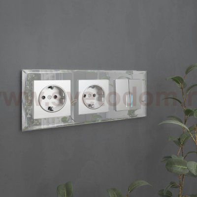 Рамка на 3 поста (зеркальный) W0031220 Werkel