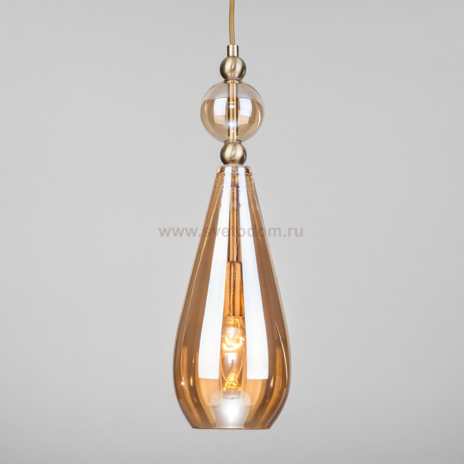 Подвесной светильник со стеклянным плафоном Eurosvet 50202/1 янтарный Ilario