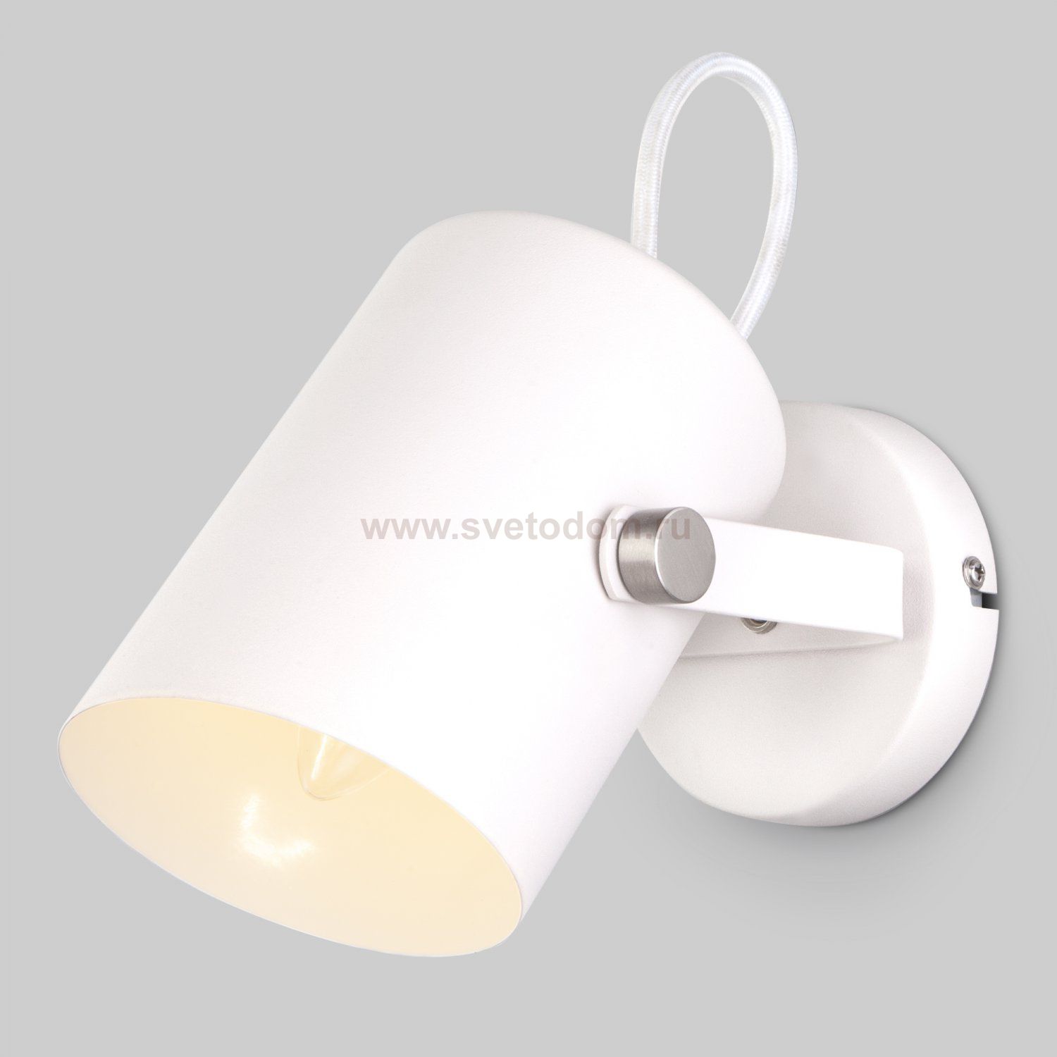 Настенный светильник с поворотным плафоном Eurosvet 20093/1 белый/сатин никель Italio