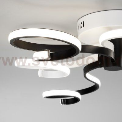 Потолочный светодиодный светильник с пультом управления Eurosvet 90149/3 белый/черный Friori