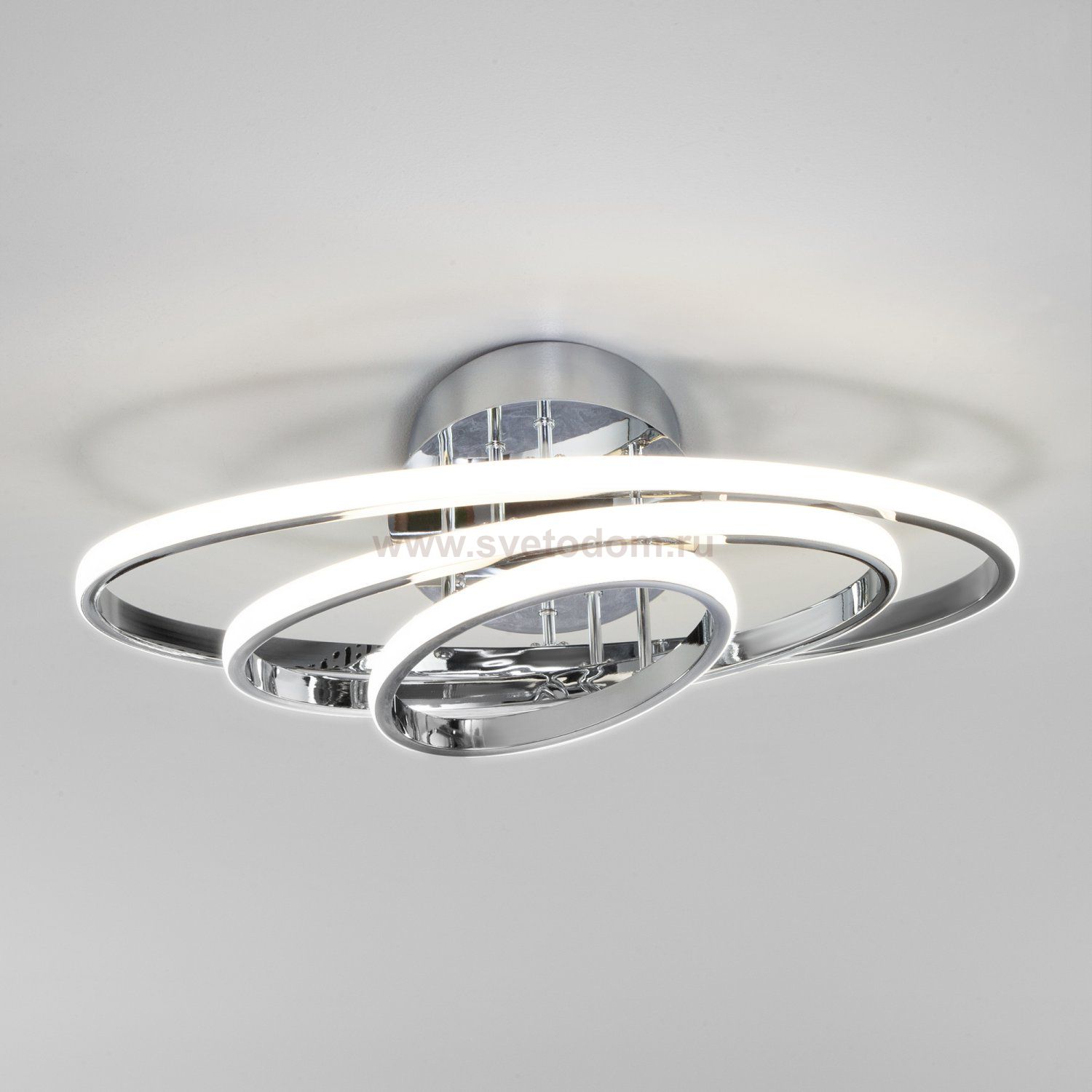 Потолочный светодиодный светильник с пультом управления Eurosvet 90237/3 хром Lauda