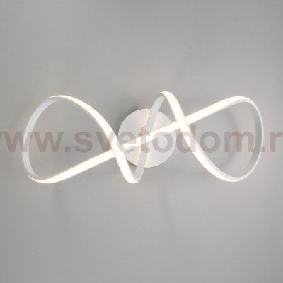 Потолочный светодиодный светильник с пультом управления Eurosvet 90112/1 белый Fold