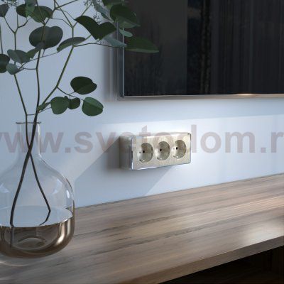 Розетка тройная с заземлением и шторками Gallant (шампань рифленый) WL15-02-05 Werkel