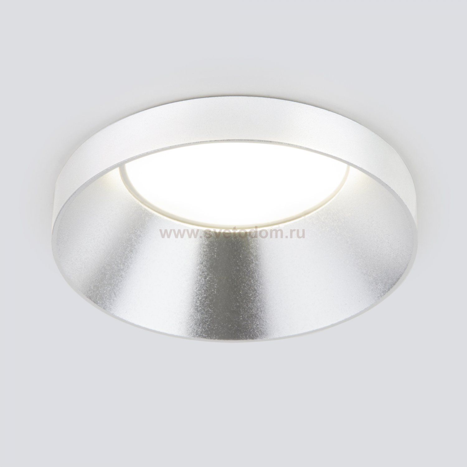 Встраиваемый точечный светильник 111 MR16 серебро Elektrostandard