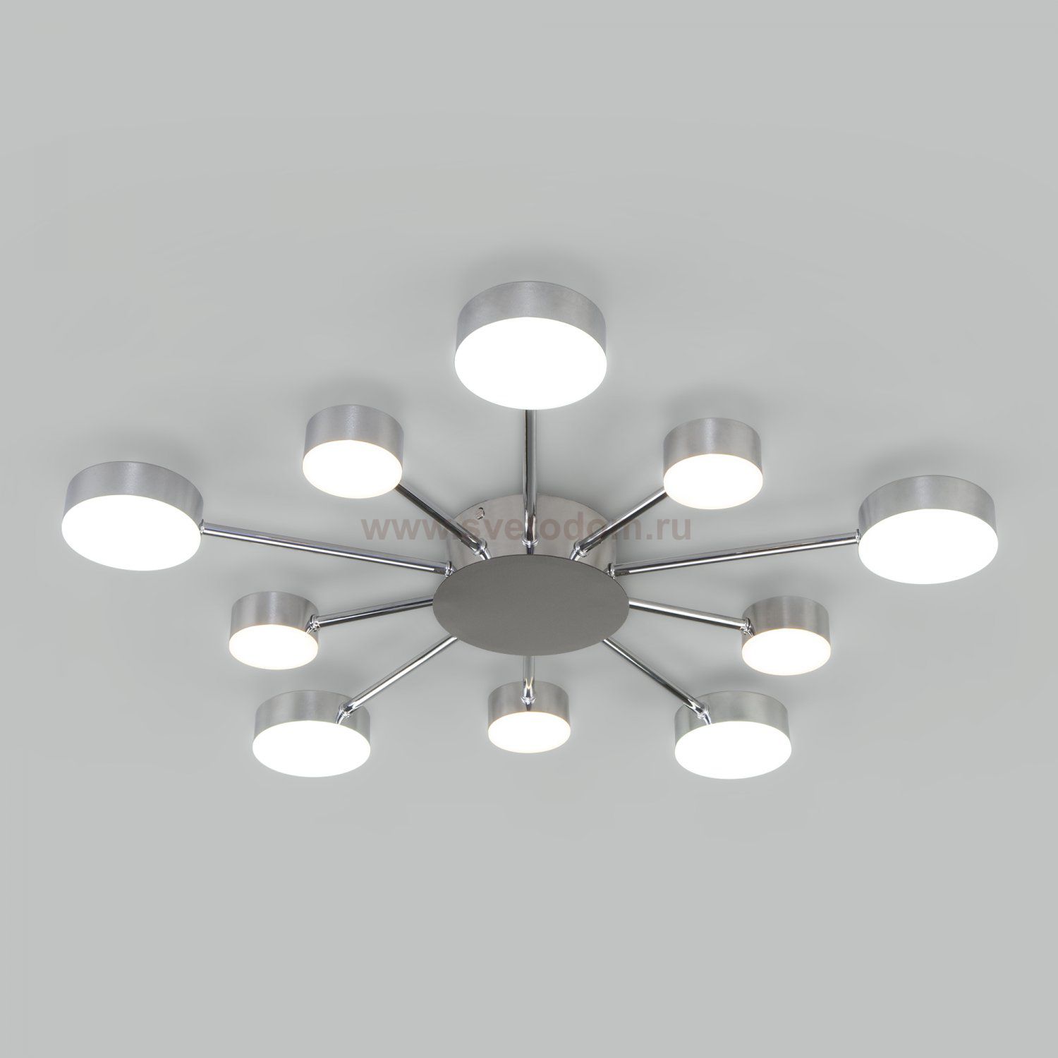 Потолочный светодиодный светильник с пультом управления Eurosvet 90242/10 хром