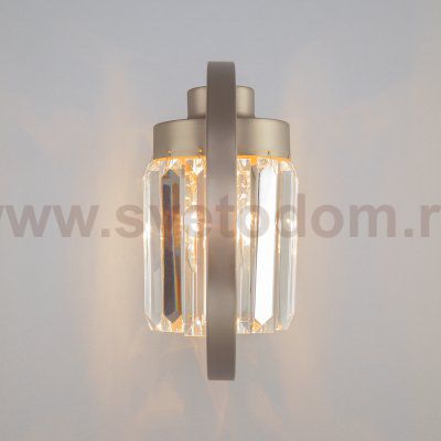Настенный светильник с хрусталем 10128/1 сатин-никель Eurosvet Loraine
