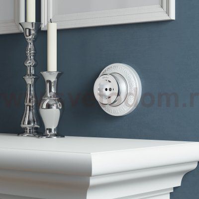 Розетка с заземлением Vintage (серебро матовый/хром) Werkel W5871054