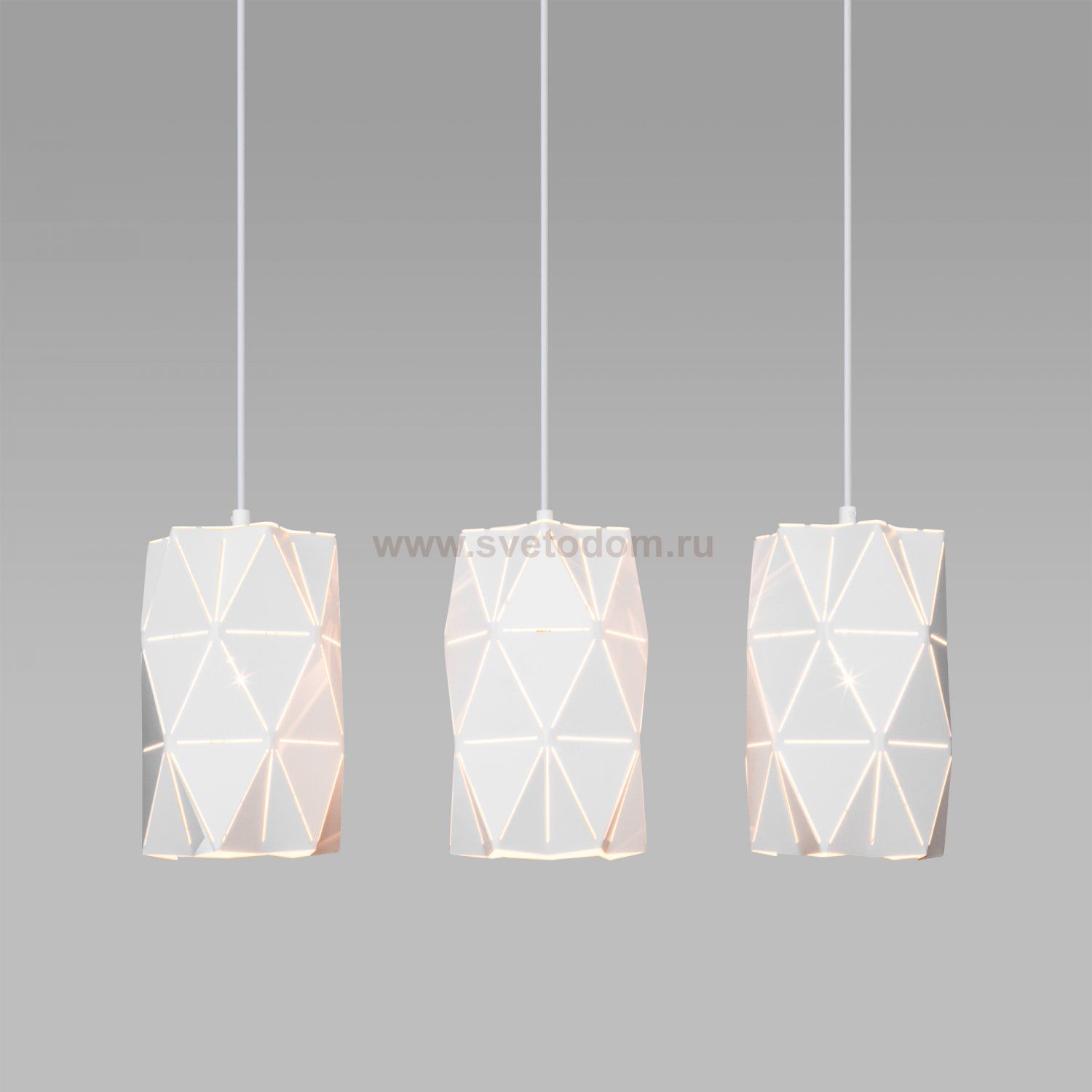 Люстра Eurosvet 50145/3 белый Reprise