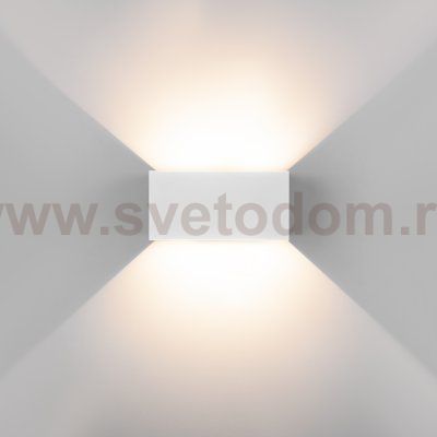 Уличный настенный светодиодный светильник WINNER DOUBLE LED IP54 35137/W белый Elektrostandard