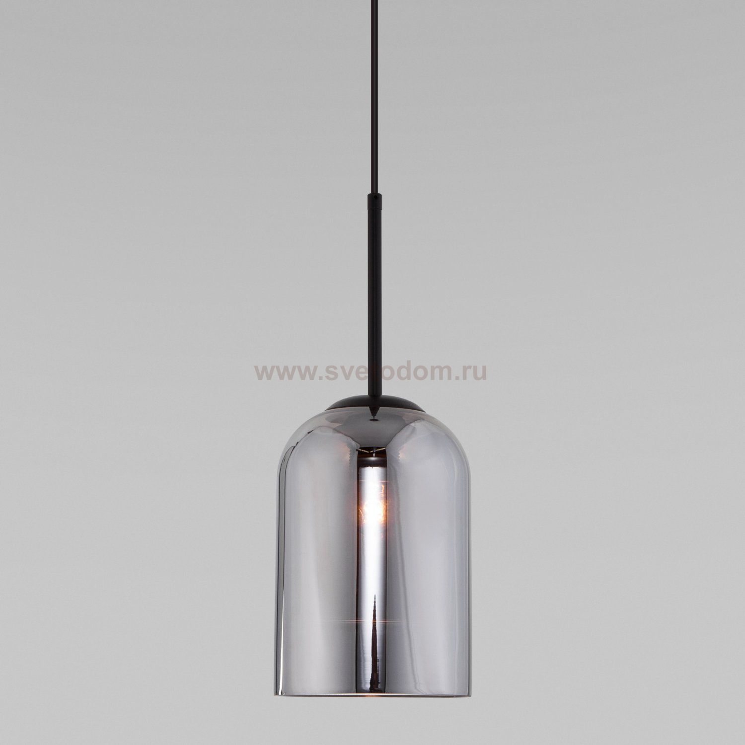 Подвесной светильник со стеклянным плафоном 50228/1 дымчатый Eurosvet