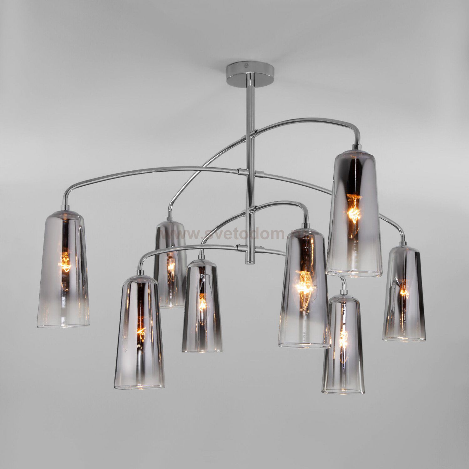 Потолочная люстра со стеклянными плафонами 70137/8 хром Eurosvet