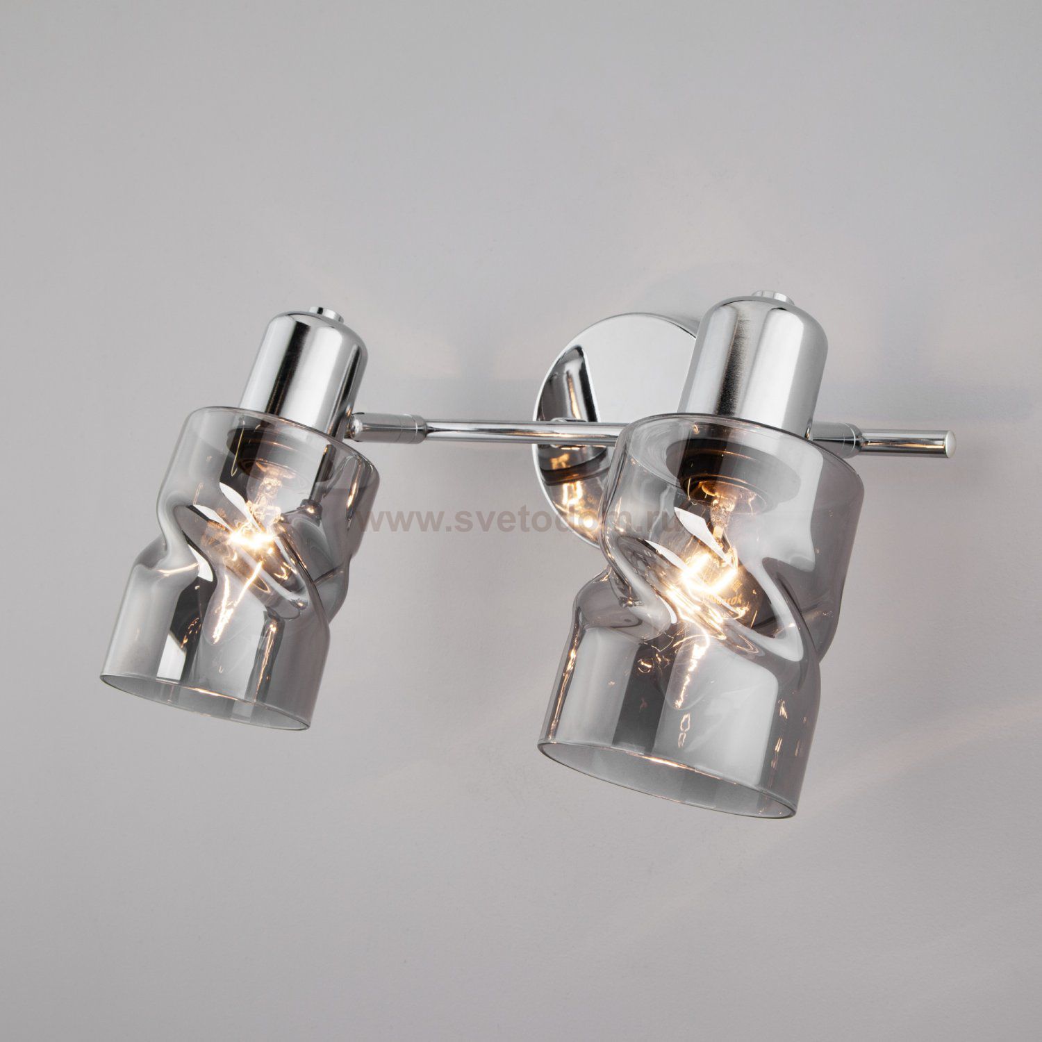 Настенный светильник с поворотными плафонами 20120/2 хром Eurosvet