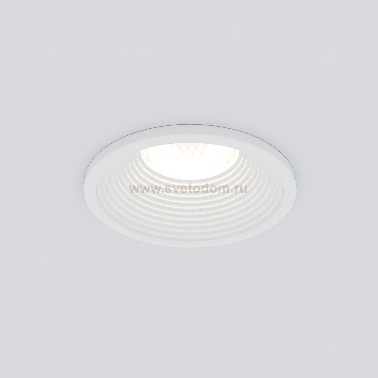 Встраиваемый светодиодный светильник белый 25028/LED Elektrostandard