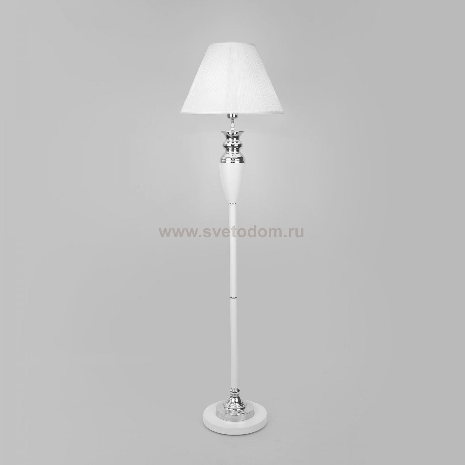 Напольный светильник 009 белый Eurosvet