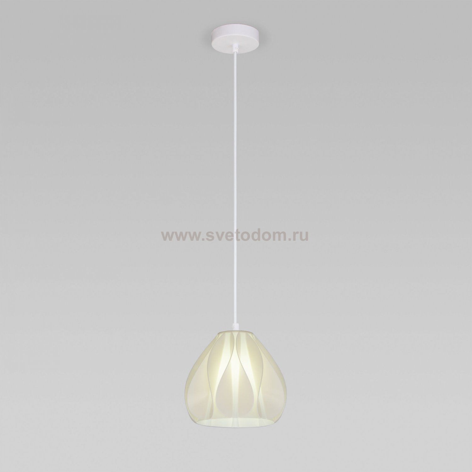 Подвесная люстра Eurosvet 30187/1 белый Sinki