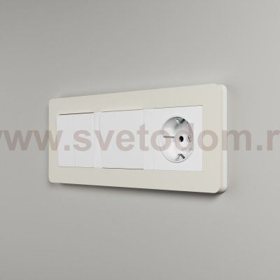 Рамка на 3 поста Split (айвори/белый, soft-touch) Werkel W0033066