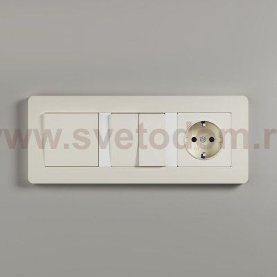 Рамка на 3 поста Split (айвори/белый, soft-touch) Werkel W0033066