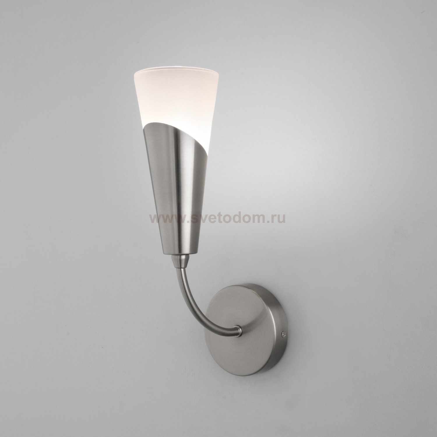 Настенный светильник 60167/1 никель Eurosvet