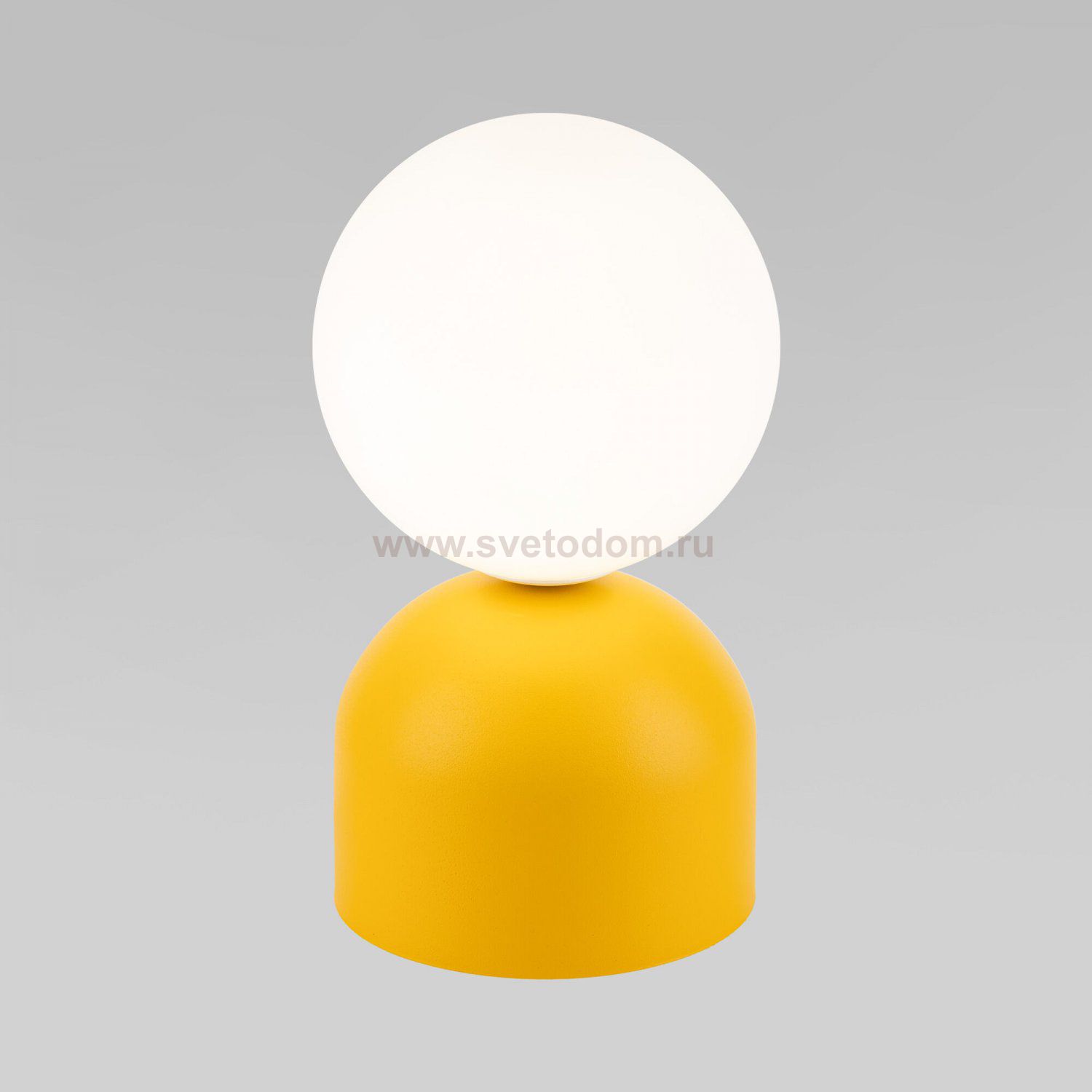 Настольный светильник со стеклянным плафоном Eurosvet 16040 Miki