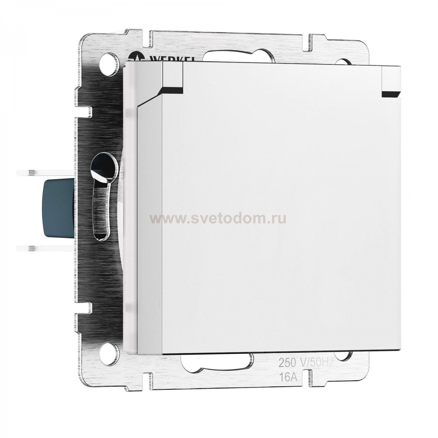 Розетка с заземлением и шторками c крышкой IP44 N (белый матовый) W1171261