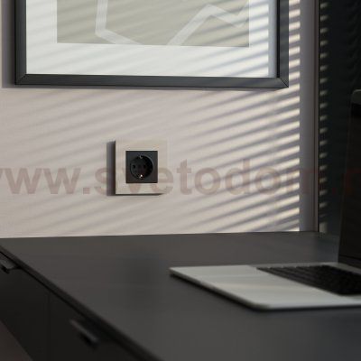 W0012917/ Рамка на 1 пост Slab (дымчатый софт) W0012917