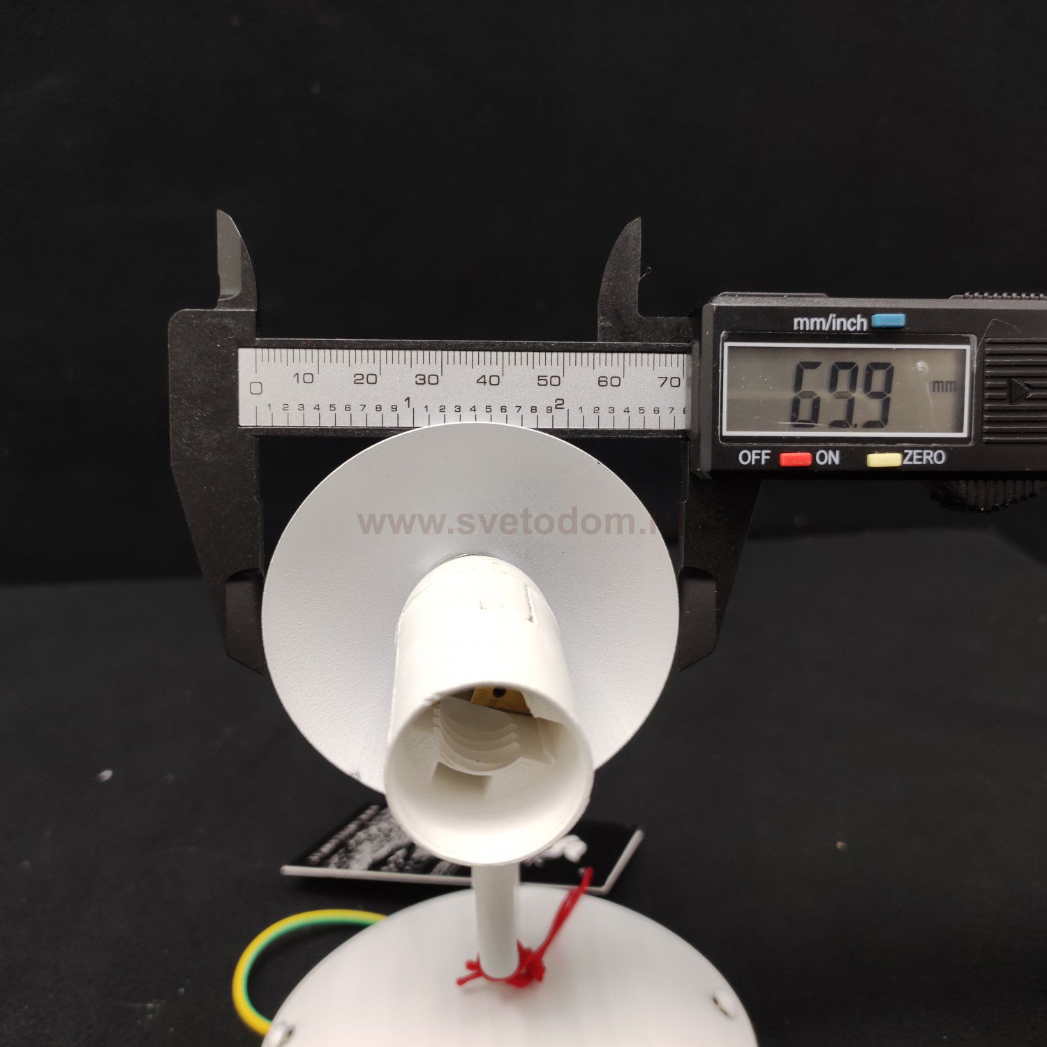 Светильник настенный бра с выключателем Arte Lamp A1129AP-1WH ISABEL