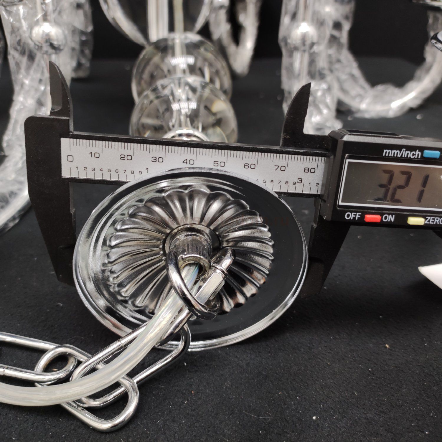 Люстра подвесная с абажурами Arte Lamp A1316LM-6CC MOLLY