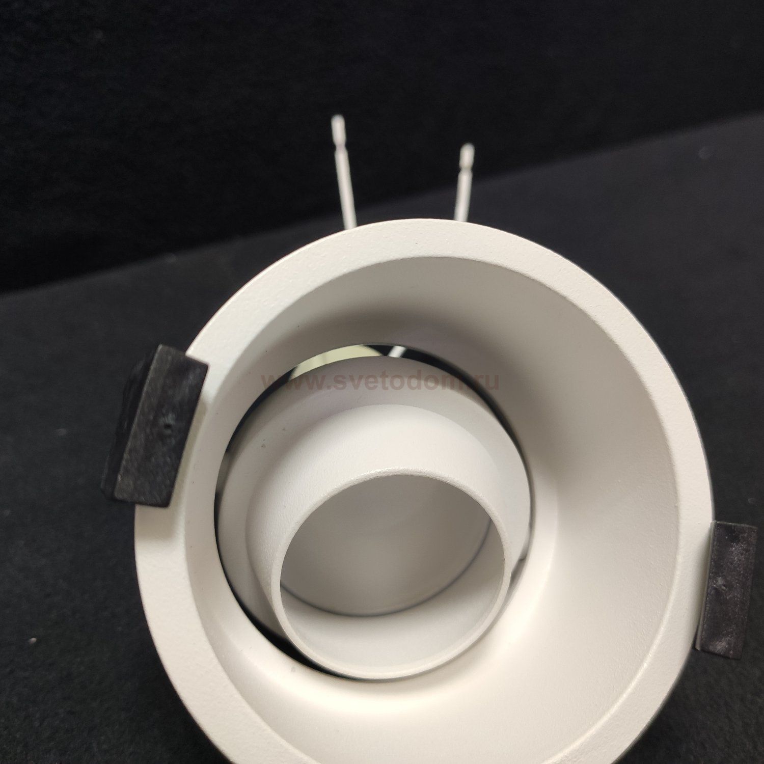 Светильник потолочный Arte lamp A2162PL-1WH KEID