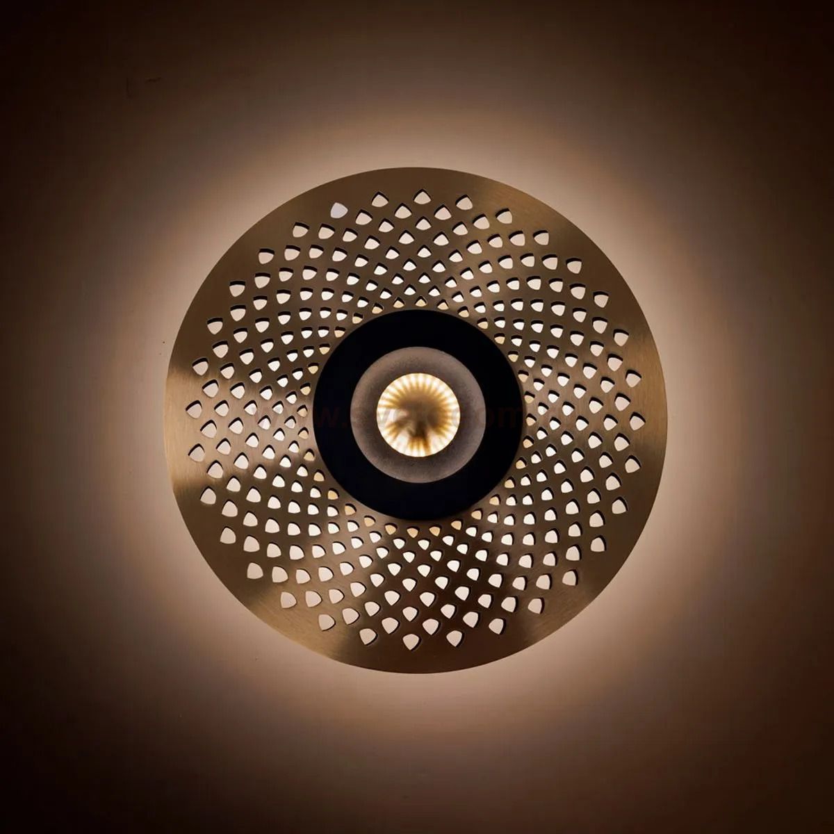 Светильник настенный Arte Lamp A2642AP-1GO BISCOTTO