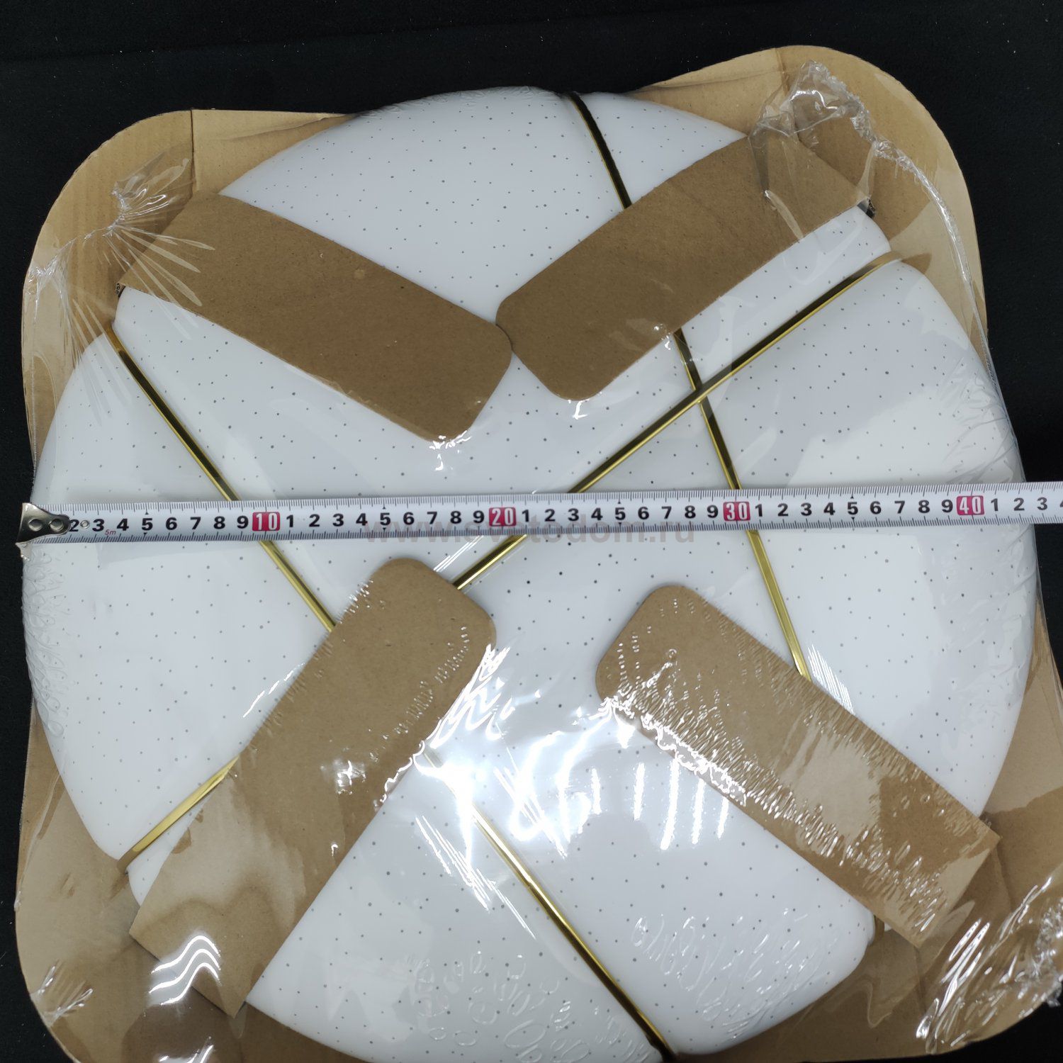 Люстра потолочная с пультом 72W Arte Lamp A2677PL-72GO BISCOTTI