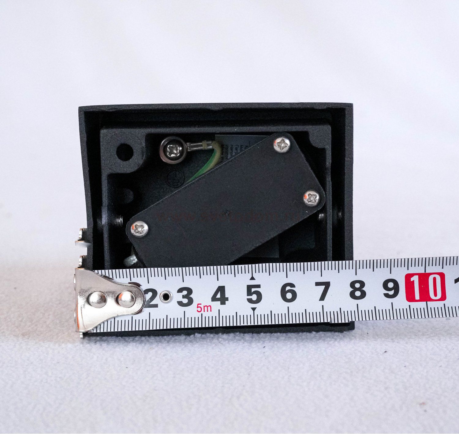 Светильник настенный Arte Lamp A3102AL-1GY серый COMPASS