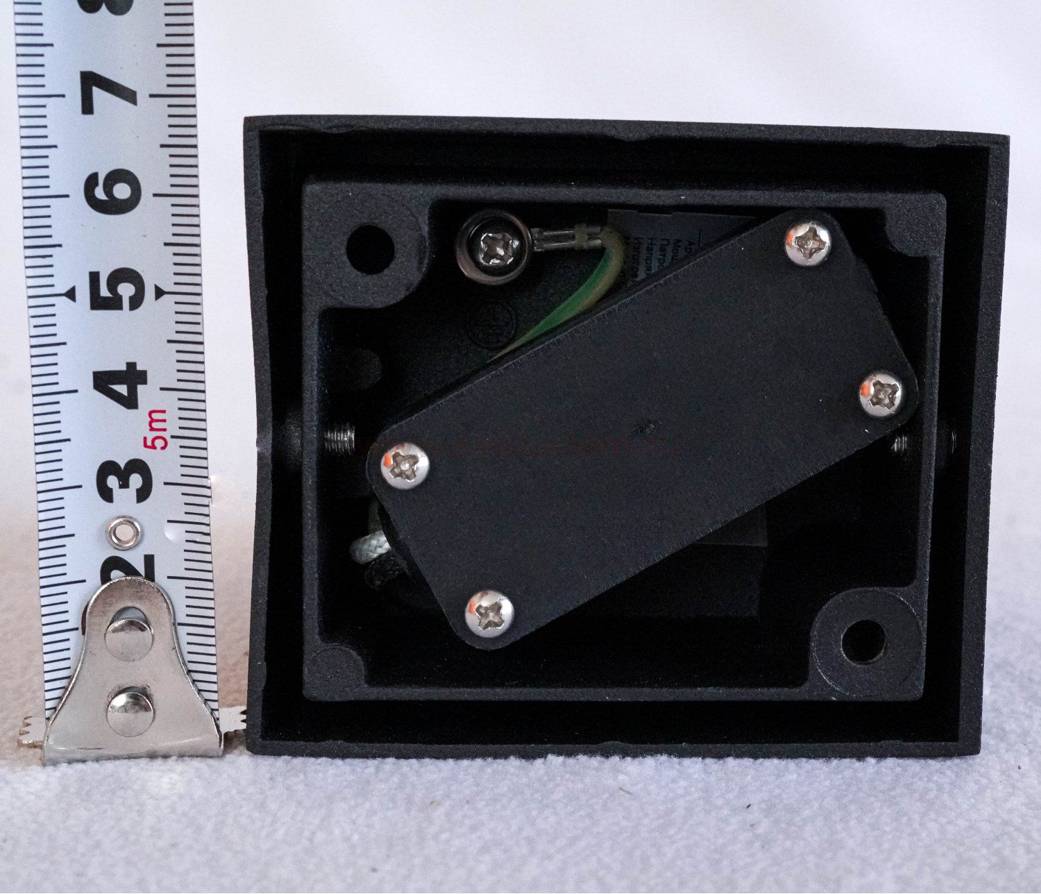 Светильник настенный Arte Lamp A3102AL-1GY серый COMPASS