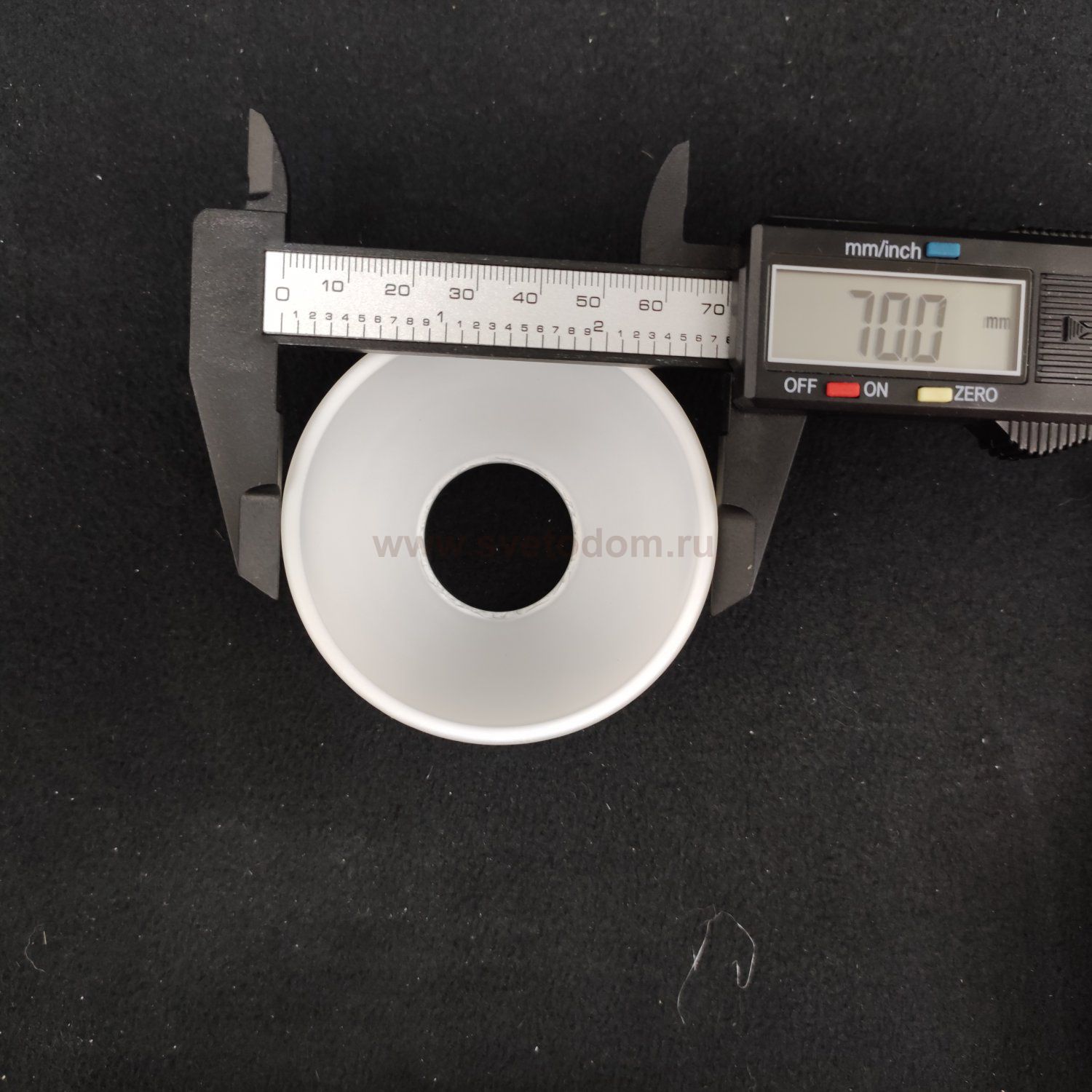 Светильник настенный поворотный Arte lamp A3117AP-1BK FALENA