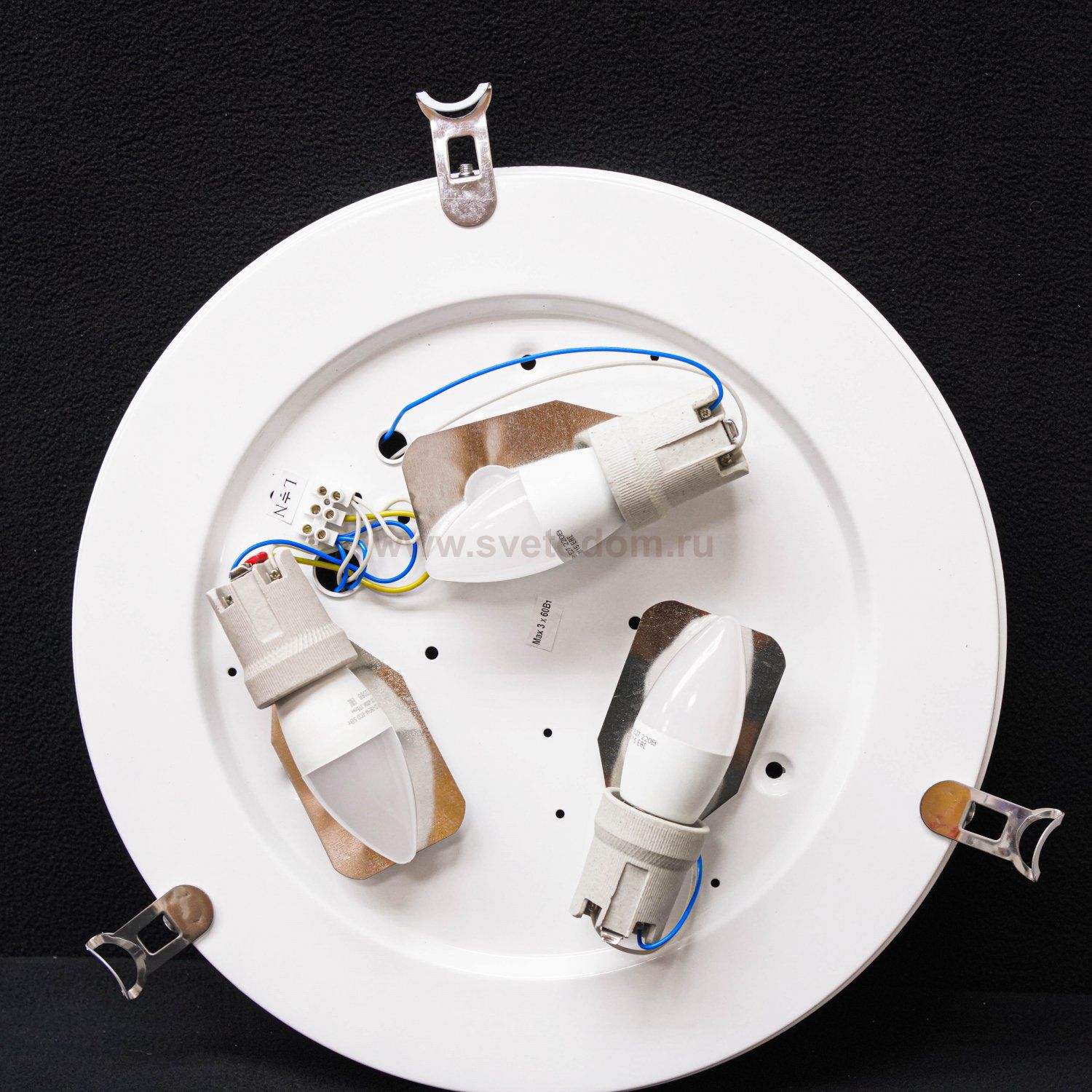 Светильник настенно-потолочный Arte lamp A3720PL-3CC Plain