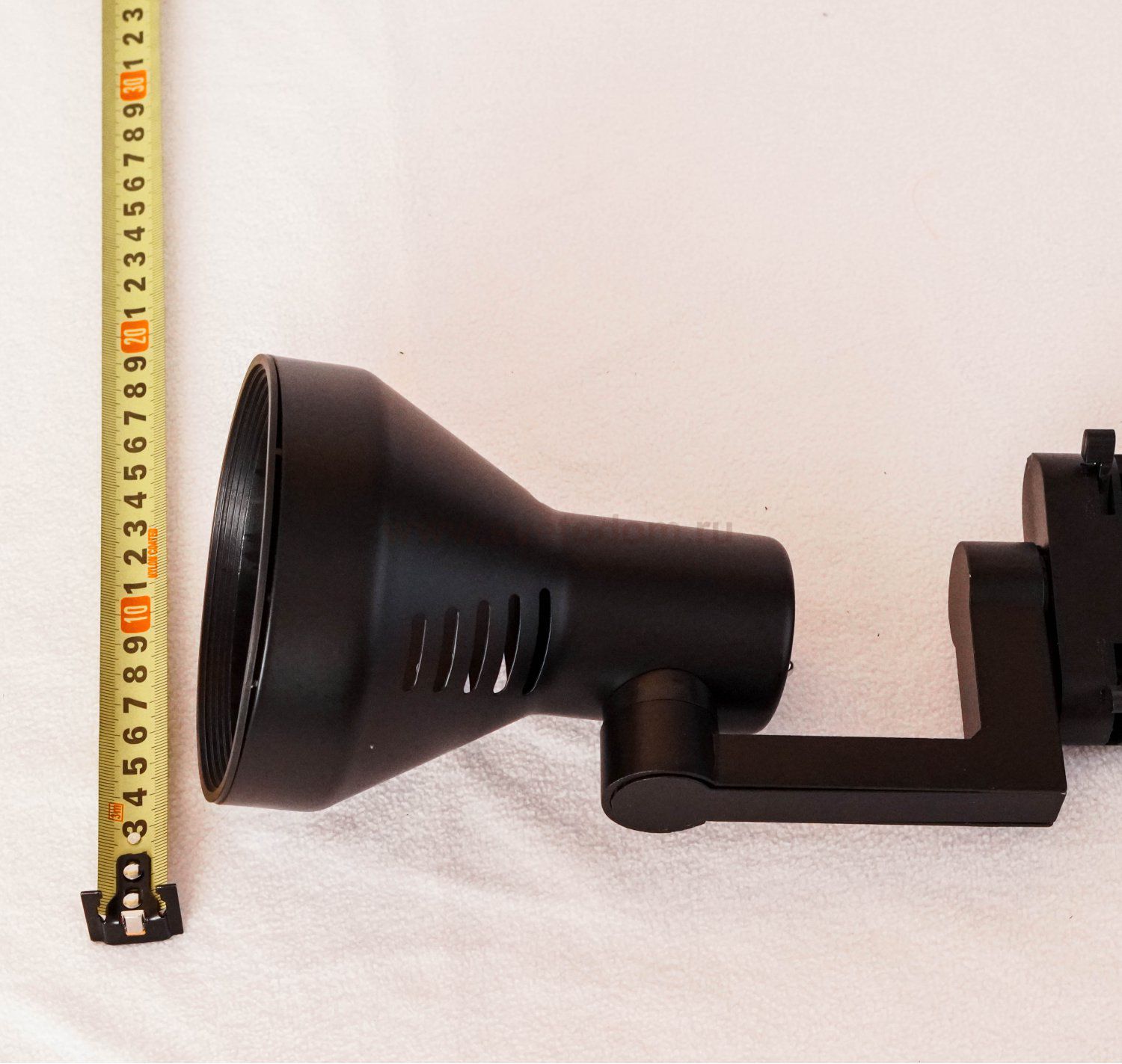 Светильник для трека под E27 цоколь Arte lamp A5109PL-1BK TRACK