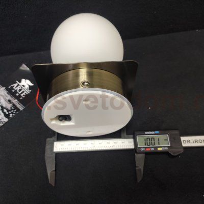 Светильник для ванных комнат с лампочками LED Svetodom 2722392