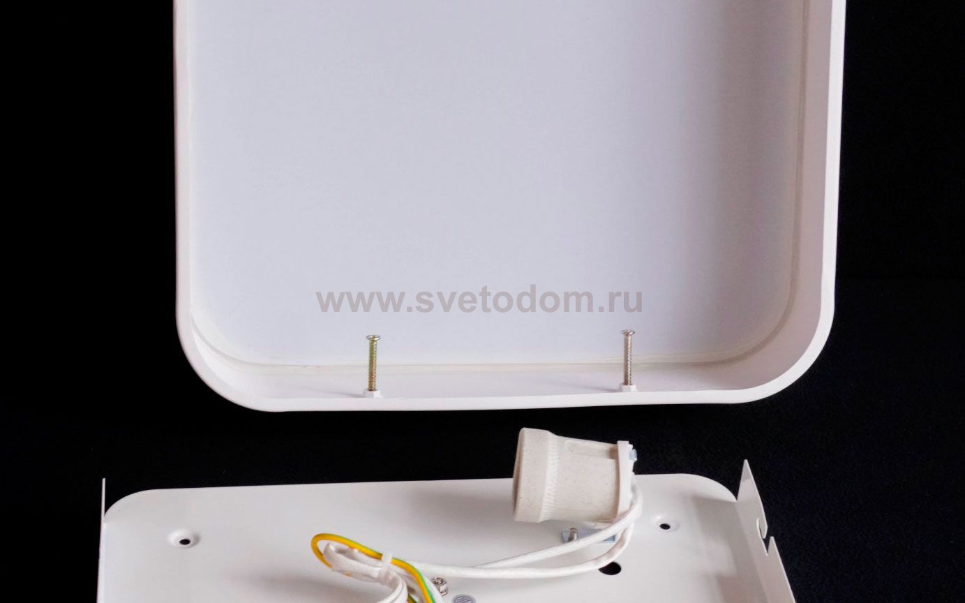 Светильник потолочный белый 500*500мм 4*E27 Arte lamp A7210PL-4WH Cosmopolitan